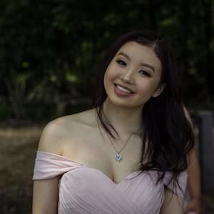 Meet your Posher, Jenn